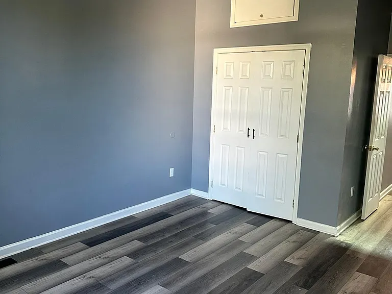 425 N Milton Ave — Photo 1