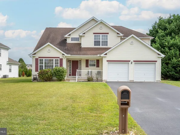 12 Big Pond Dr, Milford, DE 19963