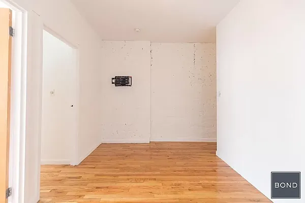 Rented by Bond New York | media 14