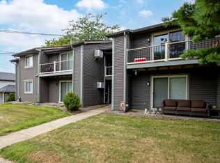 178 S Portage St, Doylestown, OH 44230