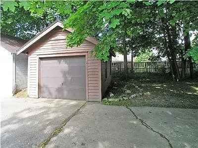 618 Ethel Ave SE
