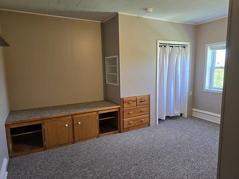 Upstairs bedroom #4