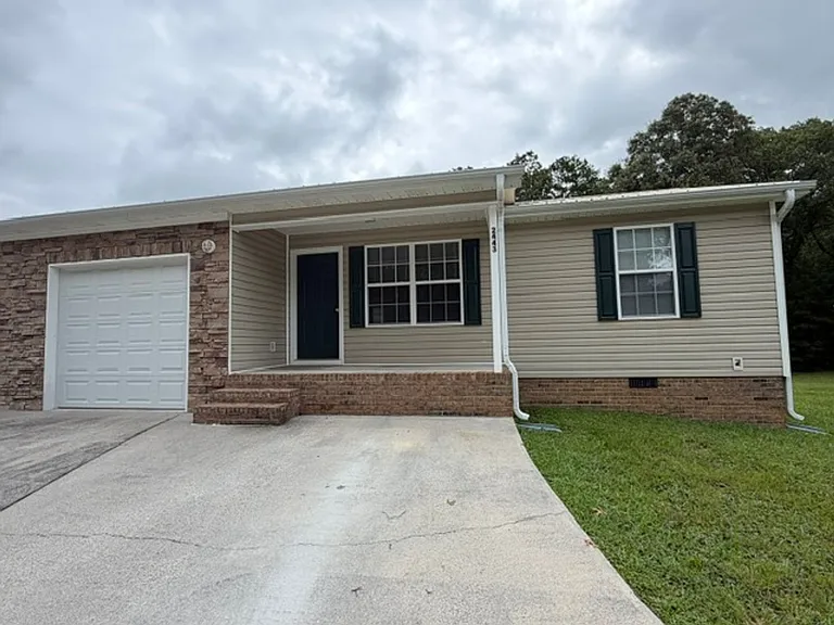 2443 Peach Orchard Hill Rd — Photo 1