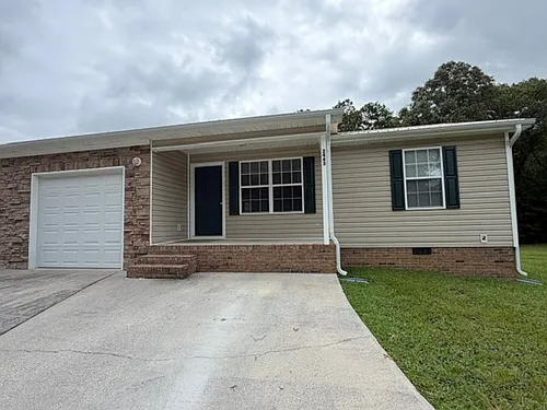 2443 Peach Orchard Hill Rd Photo 1