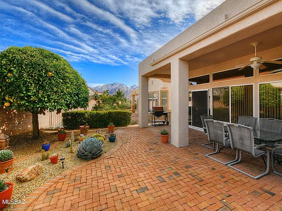 5th image of 2247 E Montrose Canyon Dr