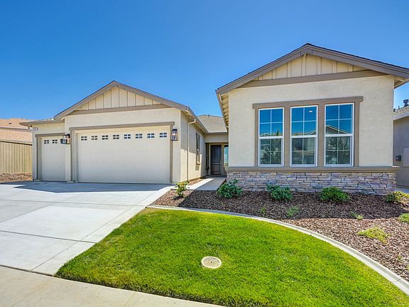 3rd image of 1096 Wadsworth Dr