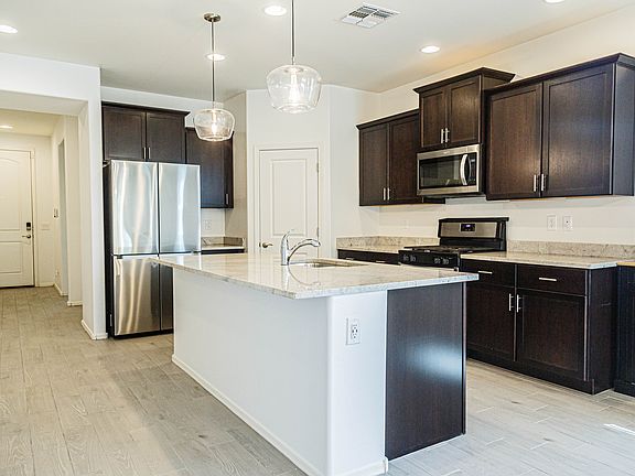 4th image of 10703 W Embrey Dr