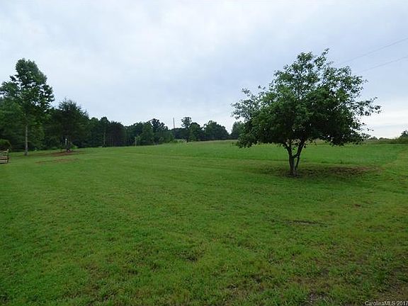 2nd image of 125 Ottare Farm Ln