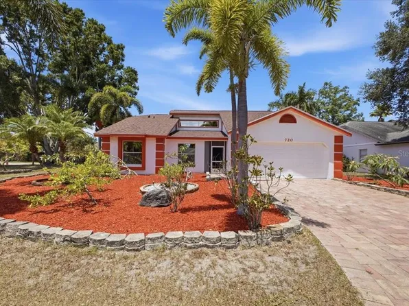720 50th St E, Bradenton, FL 34208