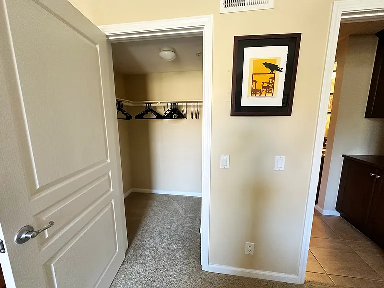 7320 Hawthorn Ave #205 — Photo 9