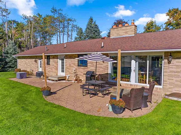 385 S Estates Dr, Gaylord, MI 49735