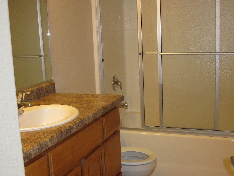Bathroom1_03112015