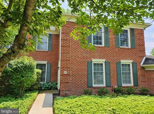 51 Parchment Dr, New Hope, PA 18938