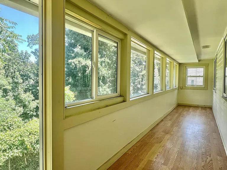 2240 Jones Rd — Photo 12