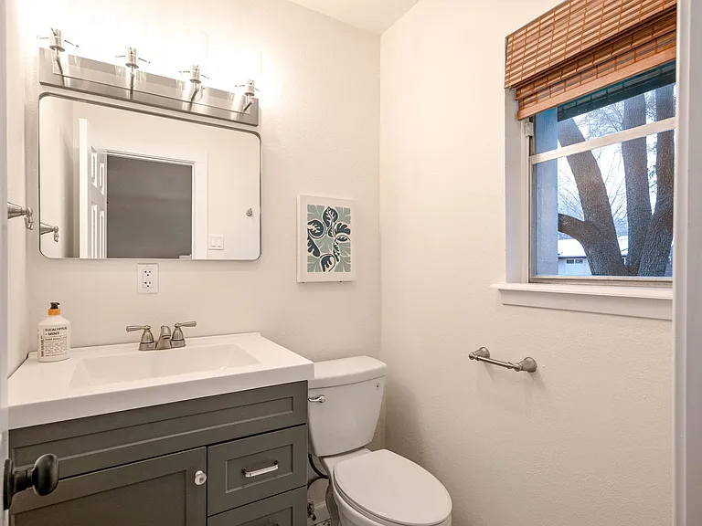 407 Westmorland Dr — Photo 22