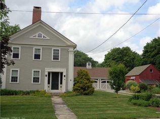 16 School St, Central Village, CT 06332