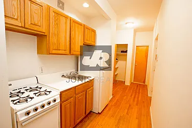 Rented by Jonis Realty