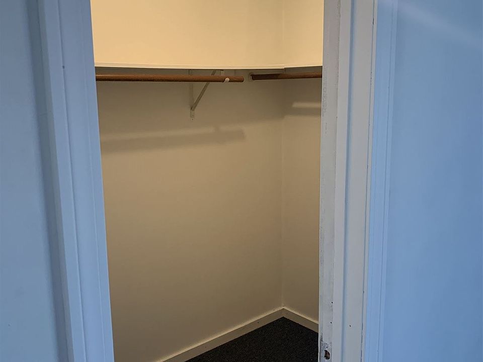 Walk-in Closet (Bedroom)