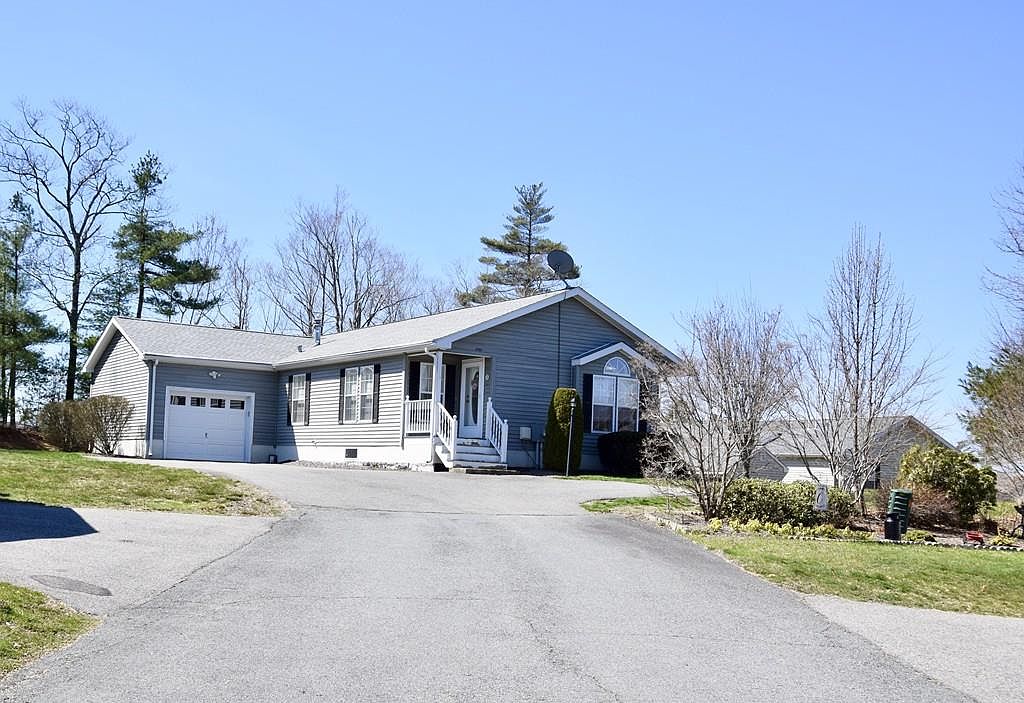 6905 Oak Point Dr, Middleboro, MA 02346 Zillow