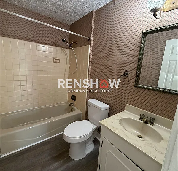 35 Maywood Dr — Photo 17