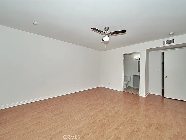 433 S Manhattan Pl #213 — Photo 15