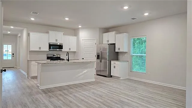 40665 Cara Mae St — Photo 17