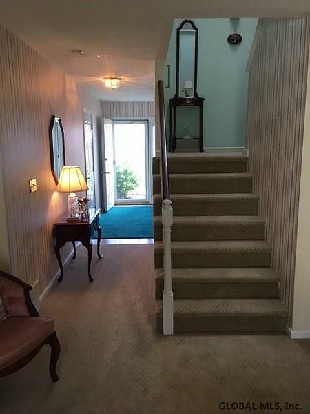 2nd image of 116 BRIDGEWOOD Lane