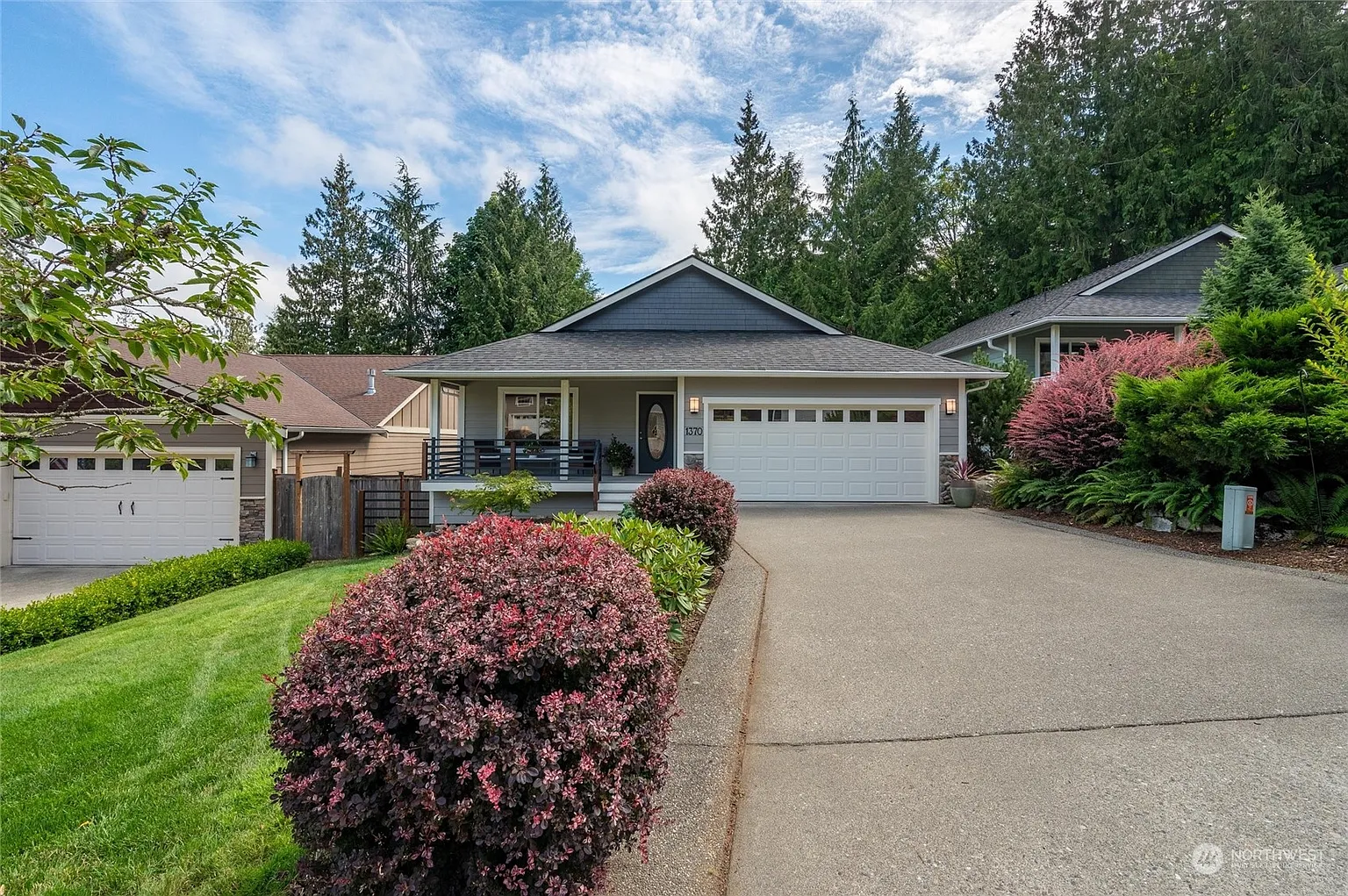 1370 S Parkstone Court photo 1