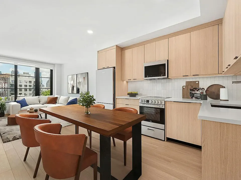 499 President St #538