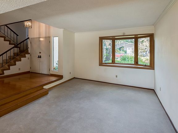 3rd image of 5224 Butterwood Cir