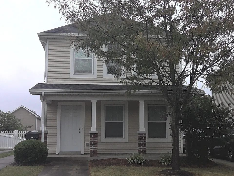 192 Laclede Ave