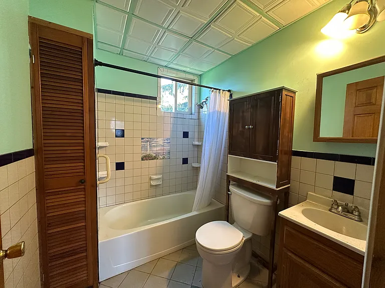 461 N Ogden St — Photo 8