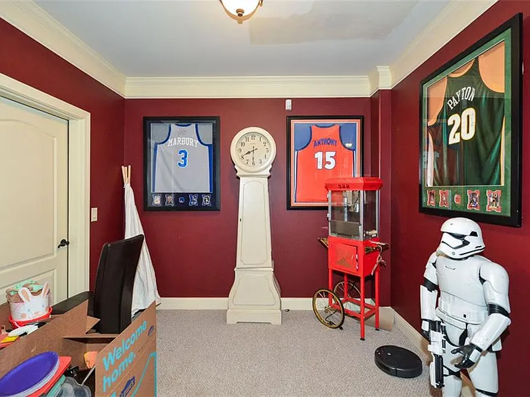 2210 Spalding Dr — Photo 77
