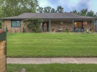 109 E Charlotte St, Broken Arrow, OK 74011