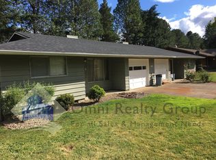1118 S Pennington Dr #B, Newberg, OR 97132