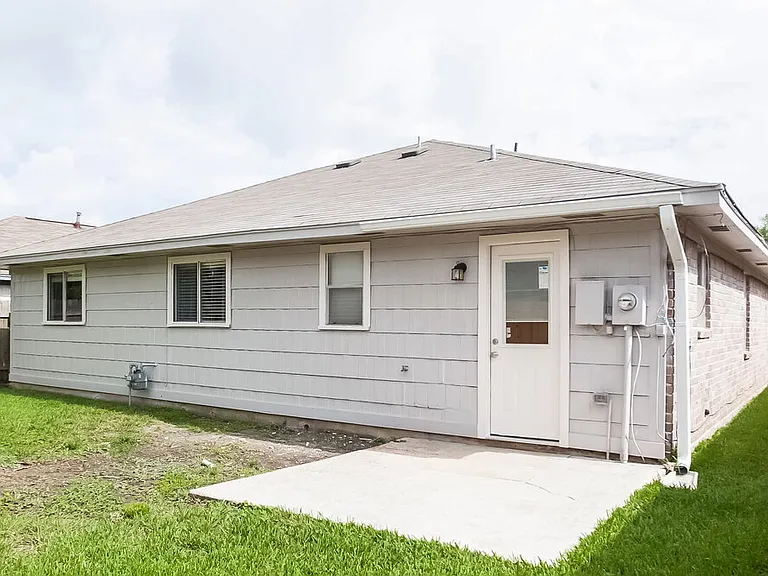 1817 Wren Dr — Photo 17