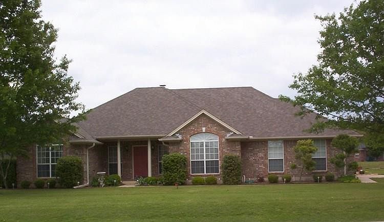 1st image of 214 Kiowa Dr N