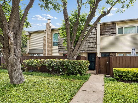 2nd image of 2702 Douglas Ave #127