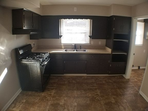 5th image of 2567 Thayer Ct