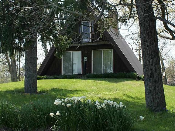 3rd image of 86 Cottage Dr