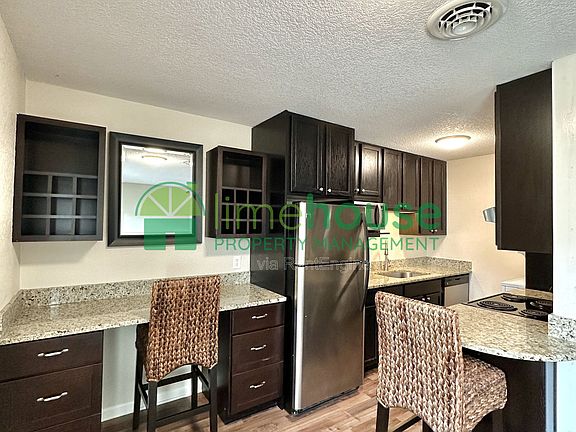 2nd image of 909 Leisure Sq APT 201