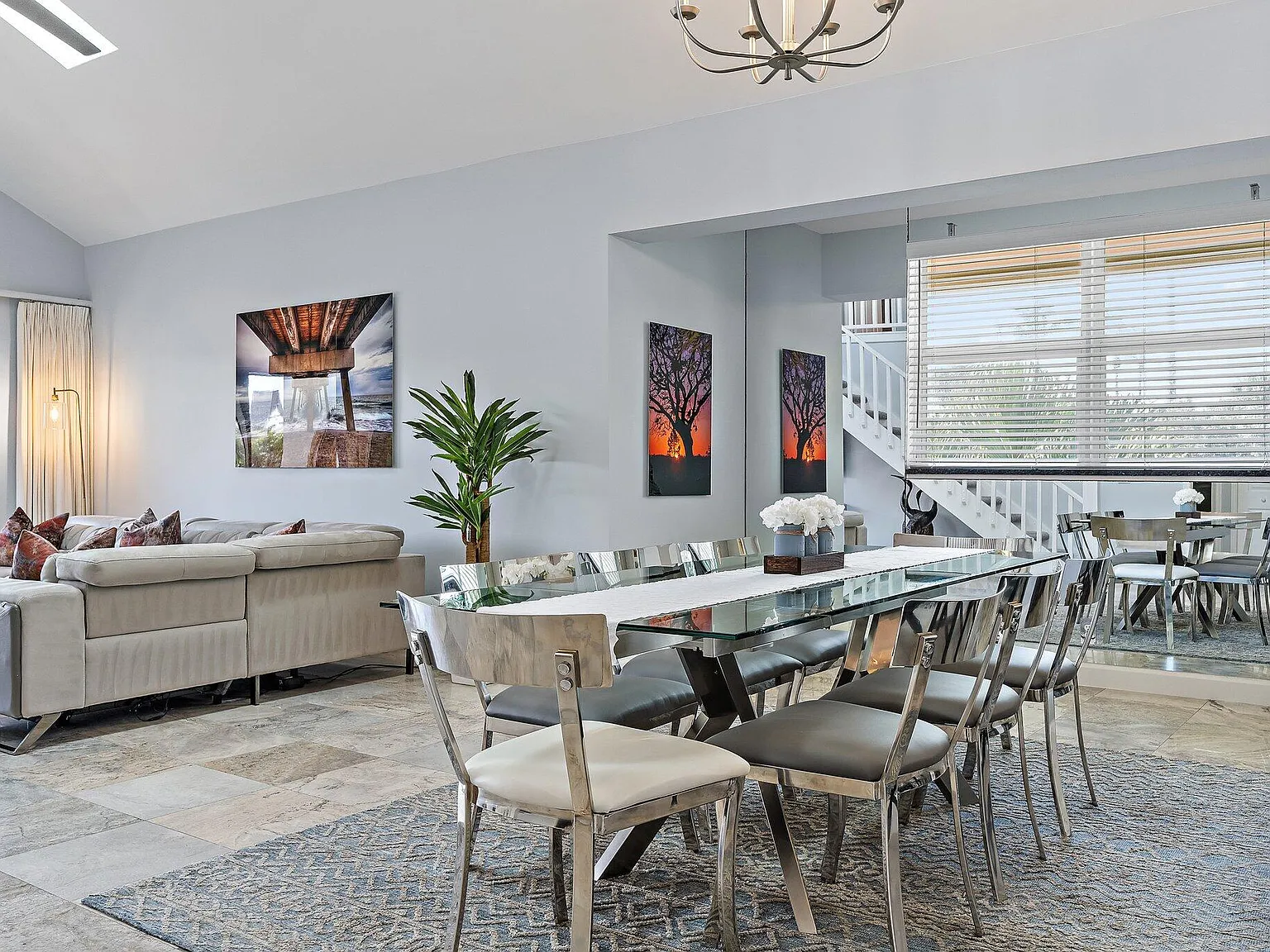4 bed, 3.0 bath, 2200 sqft, $6,000 — Photo 3