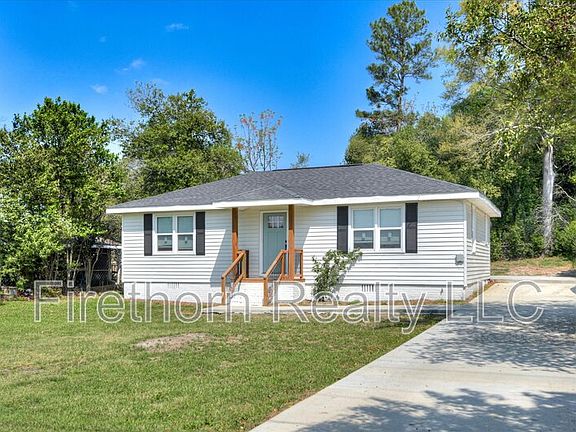 2nd image of 1006 Skyview Dr