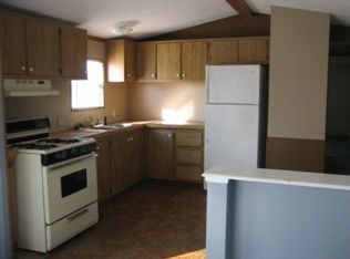 52167 Old Forge Ln, Chesterfield, MI 48051