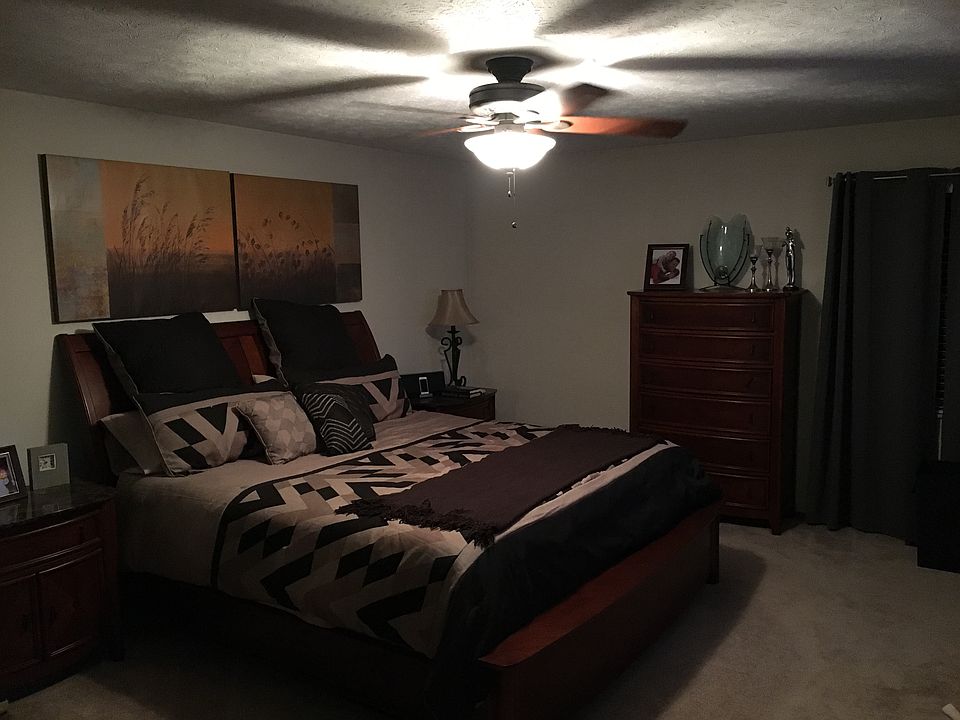 1st image of 7076 Woodcroft Dr