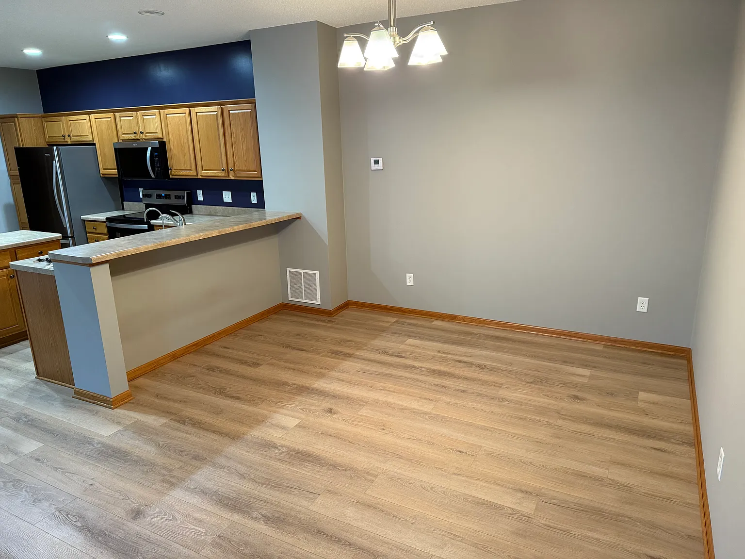 2 bed, 1528 sqft, $1,950 — Photo 4