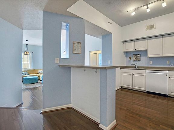 4th image of 504 S Armenia Ave Unit 1339A