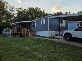 133 SE Willow Way, Topeka, KS 66609