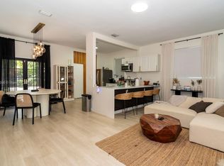 840 NE 158th St, North Miami Beach, FL 33162