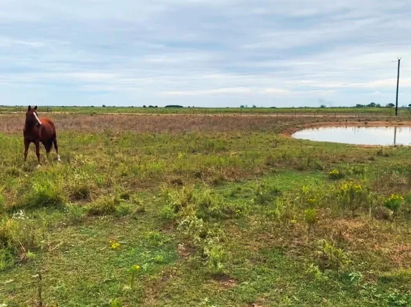 1249 Country Rd #141, Rock Island, TX 77470